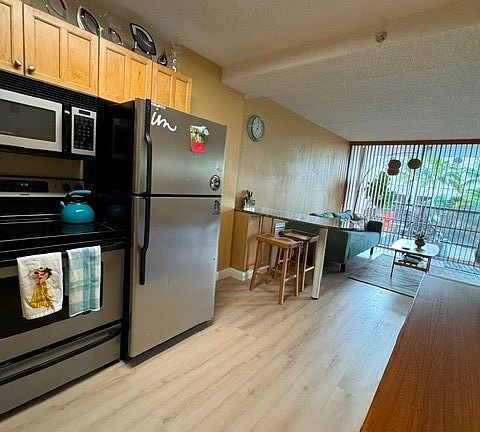 2nd image of 1684 Ala Moana Blvd APT 153