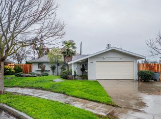 6043 N Knoll Ave, Fresno, CA