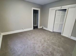 909-911 W Chambers St, Milwaukee, WI 53206