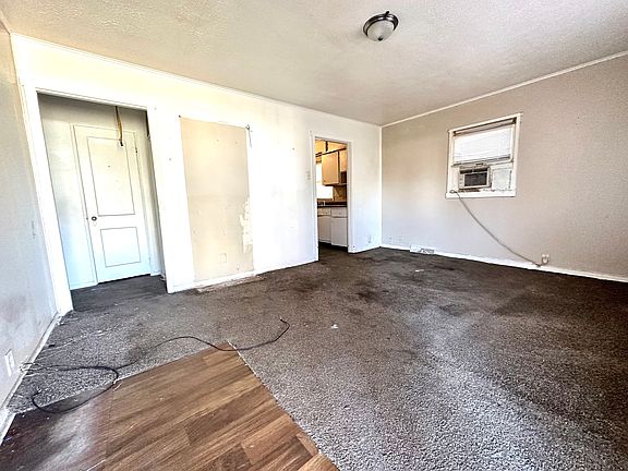 2nd image of 1146 N Goodlet Ave
