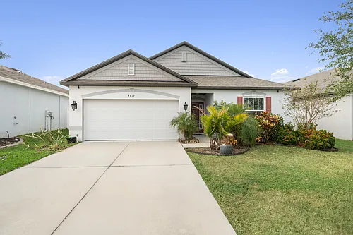 4819 Windy Hammock Way Photo 1