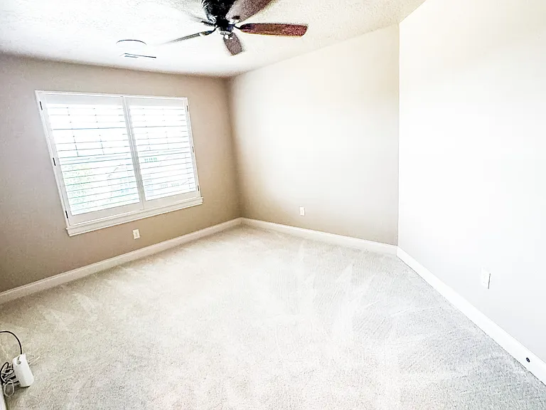 Upstairs bedroom 1