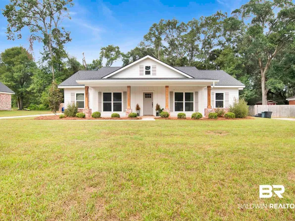 7088 Country Oaks Dr N, Irvington, AL 36544