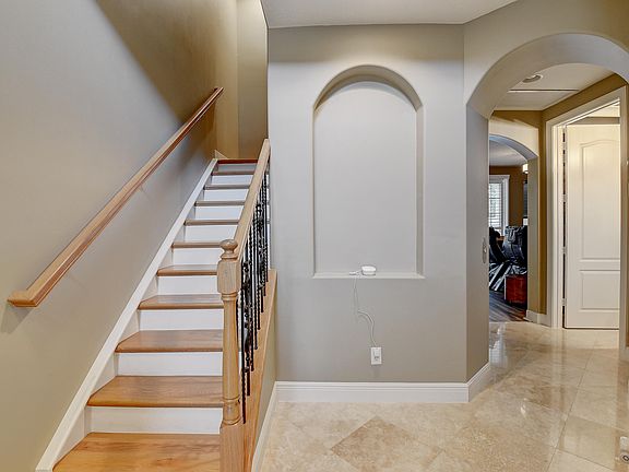 4th image of 5645 NE Trieste Way