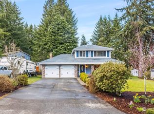 584 SW Littletree Cir, Pt Orchard, WA 98367