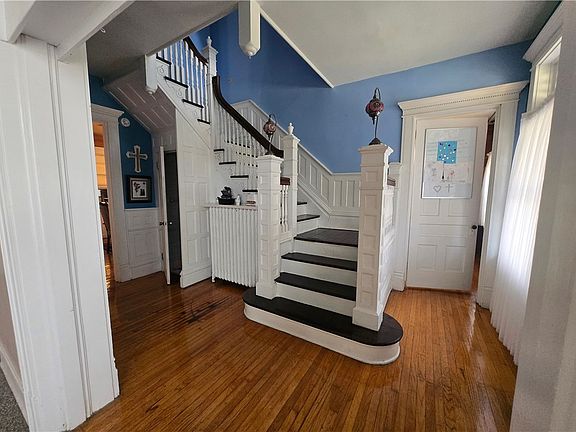 5th image of 511 Loucks Ave
