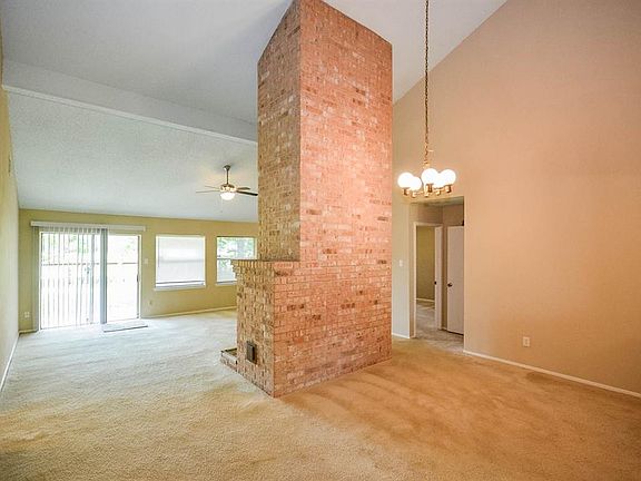 5th image of 2015 Shorewood Ln