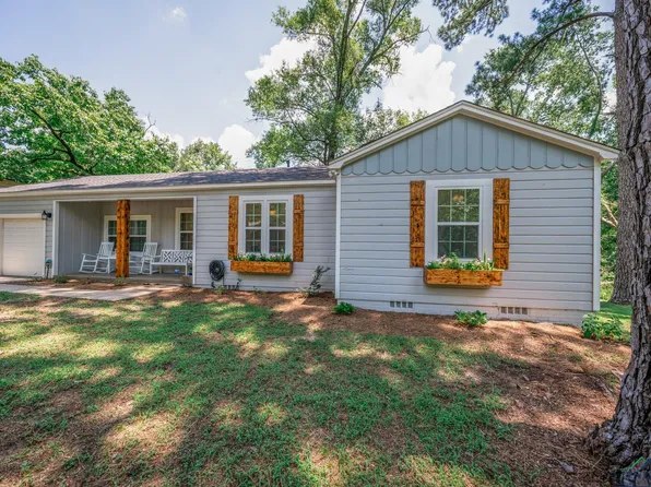 106 Eddie St, Longview, TX 75602