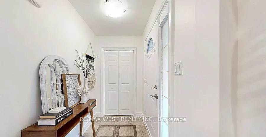 3 bed, $4,500 — Photo 3
