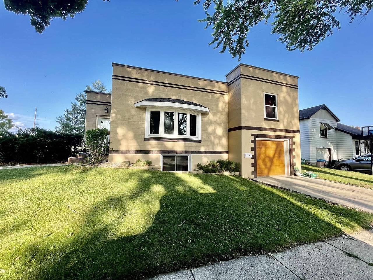 419 Pleasant Street, Beaver Dam, WI 53916 Zillow