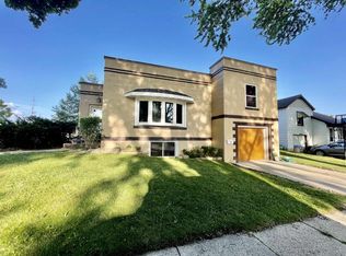 419 Pleasant St, Beaver Dam, WI 53916