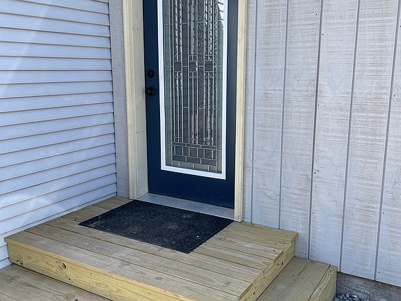 3rd image of 810 Richland Ave