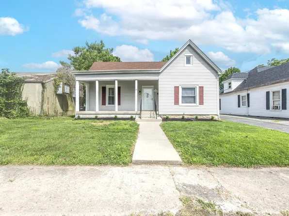1853 Clifton Ave, Paris, KY 40361