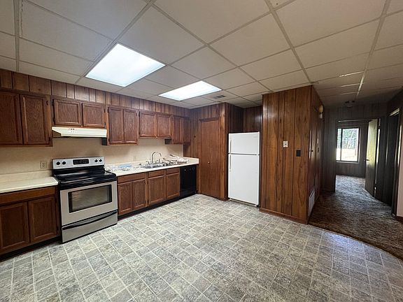 2nd image of 2337D Fillmore Dr