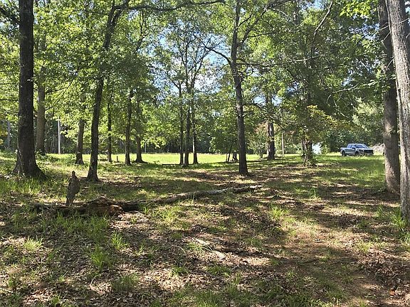 4th image of 2776 Crook Road