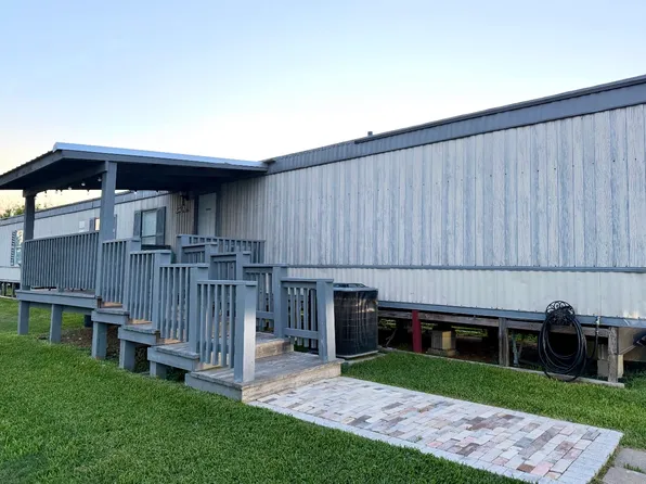 35 N Webster Ave, Bloomington, TX 77951