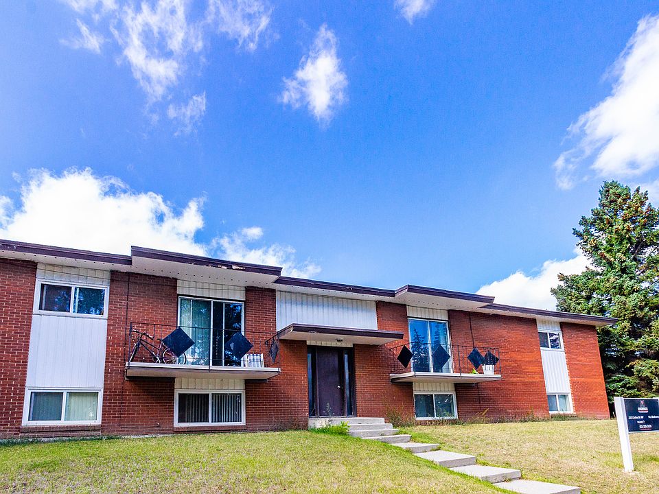 1st image of 5-3303 Caribou Dr NW #5