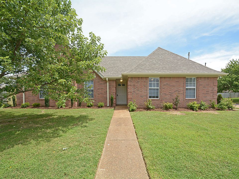 1st image of 5510 April Forest Dr