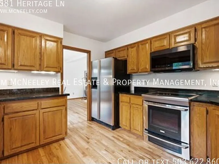 4581 Heritage Ln — Photo 5