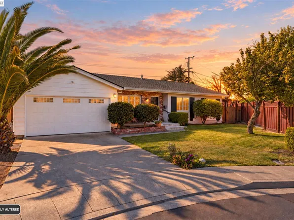 8420 Cavalier Ct, Dublin, CA 94568