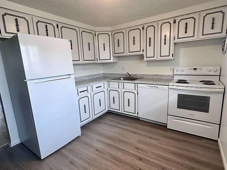 450 Market St #5-25 — Photo 5