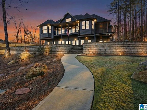 5th image of 631 New Harmony Dr