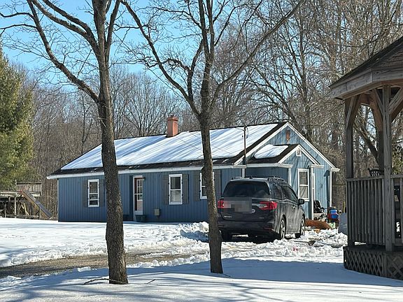 3rd image of 5281 Green Bridge Rd