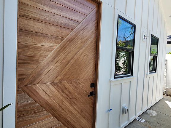 4th image of 6936 Jellico Ave