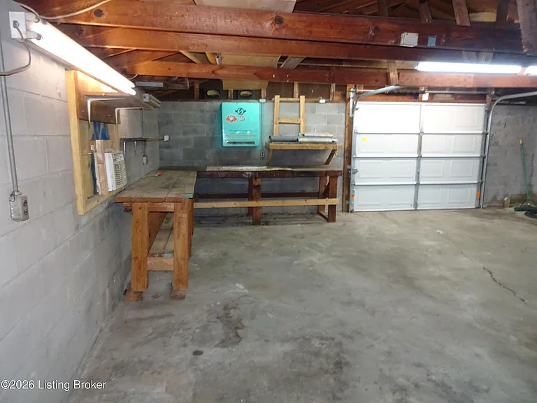226 Downes Ln — Photo 14