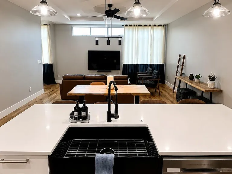 4406 Munger Ave #3 — Photo 5