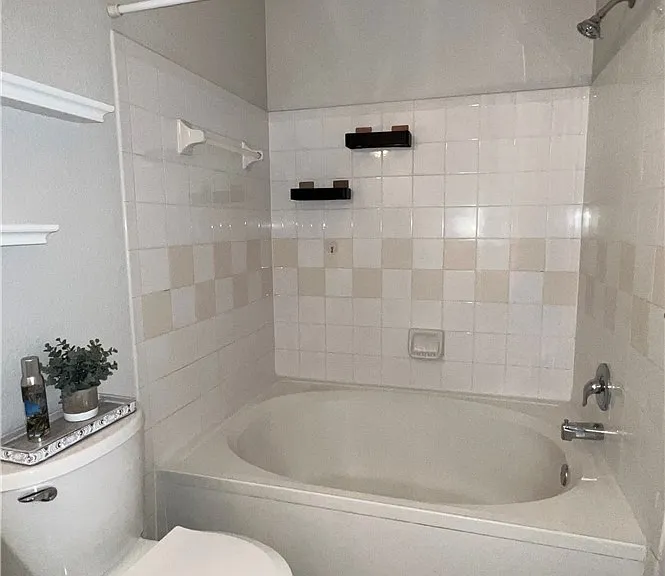 11540 Villa Grand #1216 — Photo 12