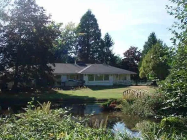 18224 32nd Ave, Surrey, BC V3Z 1C6