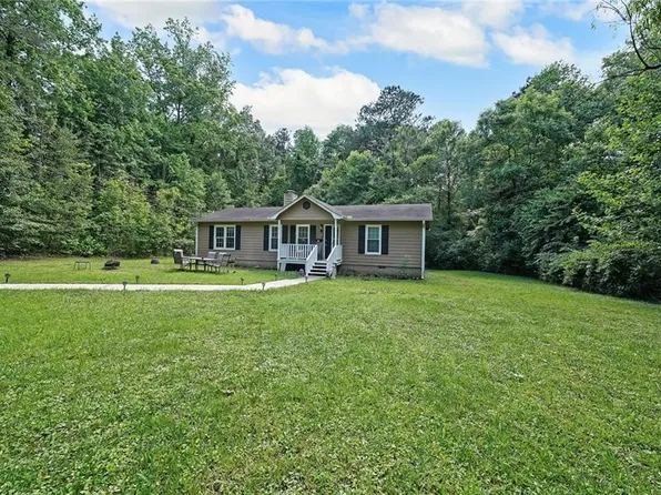 359 Dallas St, Hiram, GA 30141