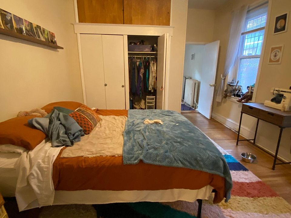 1st image of 424 S 43rd St #1