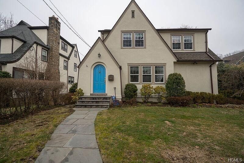 1st image of 69 Chatsworth Ave