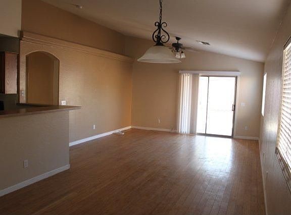 5th image of 16016 W Vogel Ave
