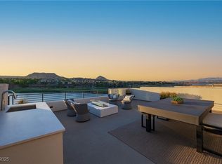 42 Lakefront Dr, Henderson, NV 89011