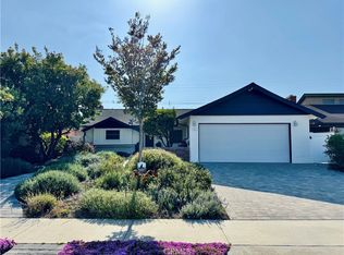 15711 Swan Ln, Huntington Beach, CA 92649