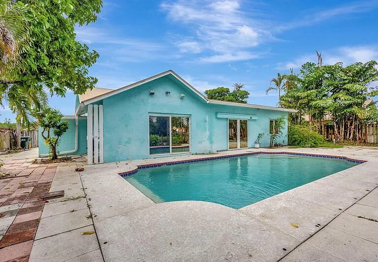 1402 Cormorant Rd — Photo 34