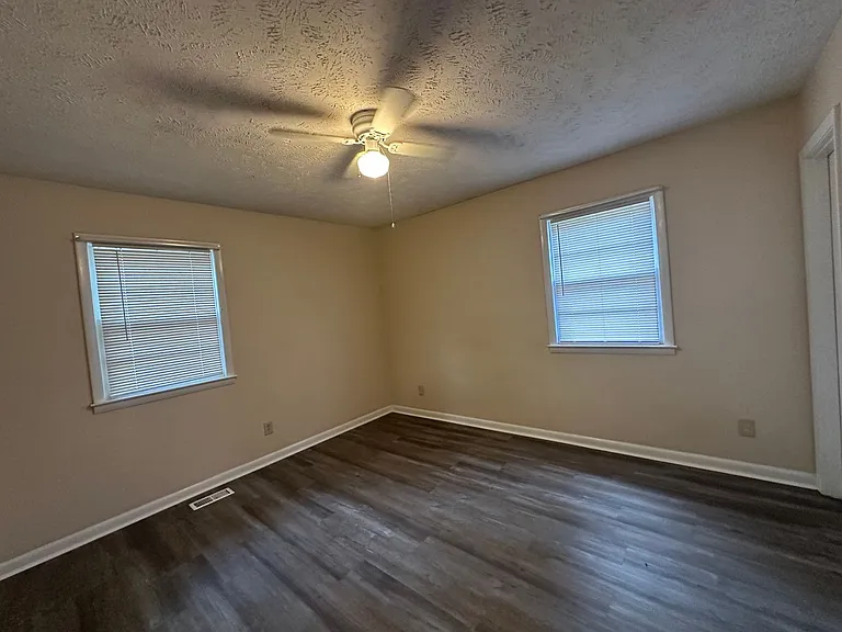 1219 Chilton Dr — Photo 11