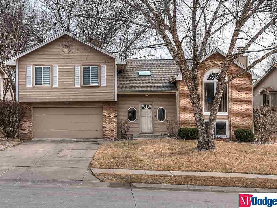 1st image of 15417 Pepperwood Dr
