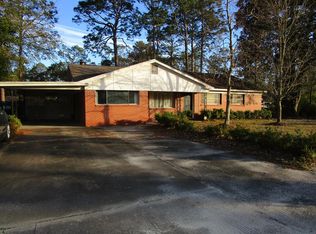 1013 S Palm St, Jesup, GA 31546