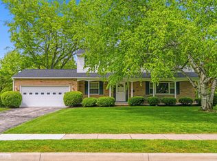 2810 Brackley Rd, Columbus, OH 43220