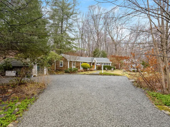 158 Wolfpit Road, Wilton, CT 06897