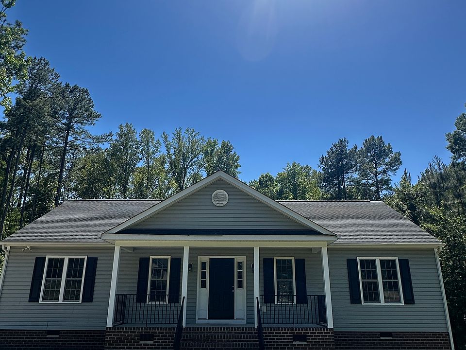 1st image of 226 Pine Ridge Rd