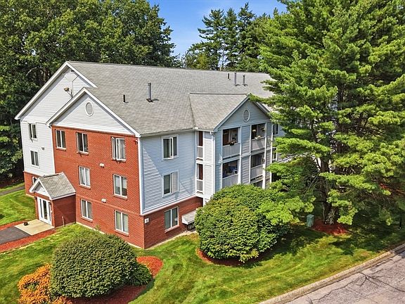 3rd image of 1 Timberwood Dr Unit 206