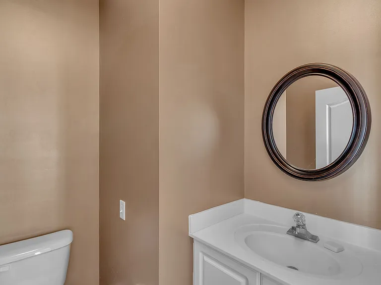 5324 Charmont Ct — Photo 17