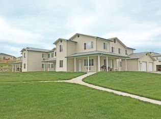 998 Badger Ln #868, Mills, WY 82644