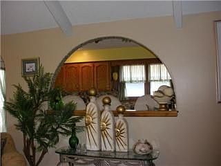 5th image of 3409 SW Lake Shore Dr