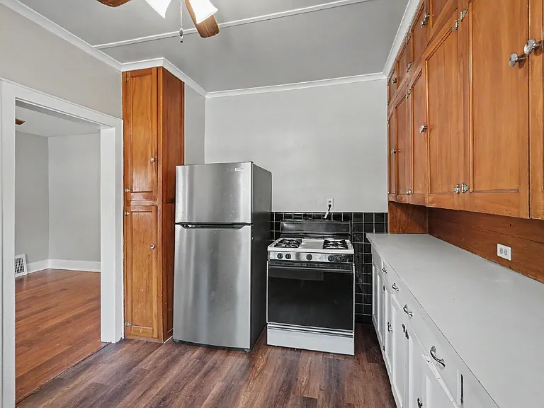 207 Marquette Ave #2 — Photo 5